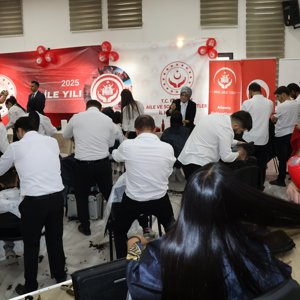 “Aynadaki Gülen Yüzüm” Projesi ile 100 Çocuğumuzu Eğitim-öğretim Yılına Hazırladık. - fotoğraf 1