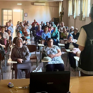 2025 Aile Yılı Kapsamında, "En İyi Narkotik Polisi: Anne” Adlı Program Gerçekleştirildi. - fotoğraf 1