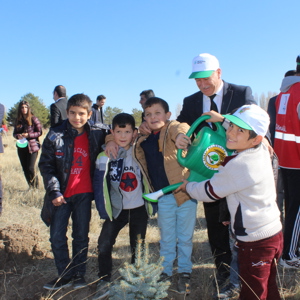 Ağrı'da 'Bugün Fidan Yarın Nefes' Ağaç Dikim Etkinliği Düzenlendi - fotoğraf 19