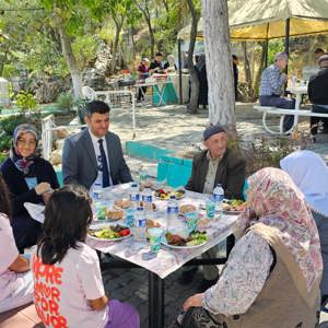 Huzurevinde Piknik Programı - fotoğraf 6