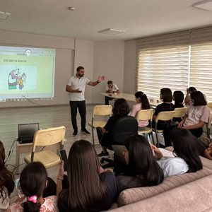 “Akran Zorbalığı ve Sağlıklı Beslenme” eğitimi - fotoğraf 2