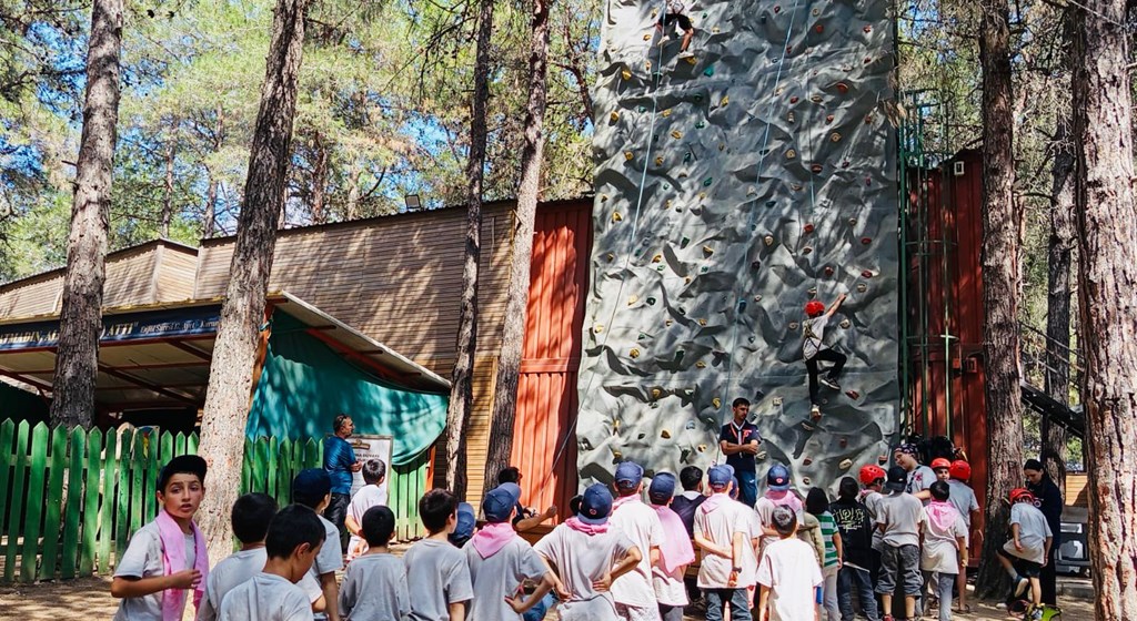 Başakşehir’de Devlet Himayesindeki Çocuklarımız İçin İzcilik Kampı Düzenlendi