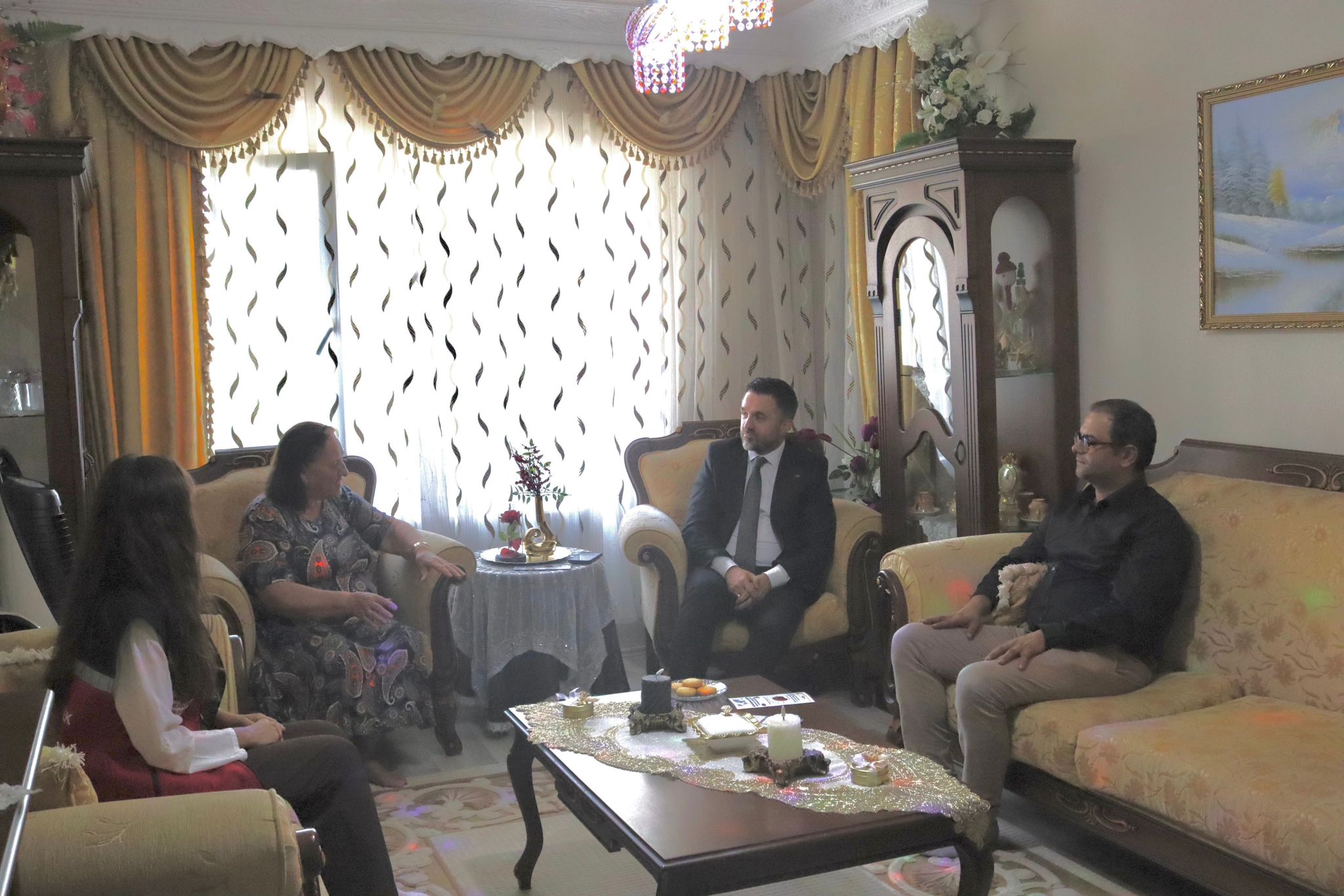 TSK Şehitlerimizden Mustafa BİNGÖL ve Elman ŞENTÜRK’ün Kıymetli Aileleri İl Müdürümüz Sn. Ömer TURAN Tarafından Ziyaret Edilmiştir