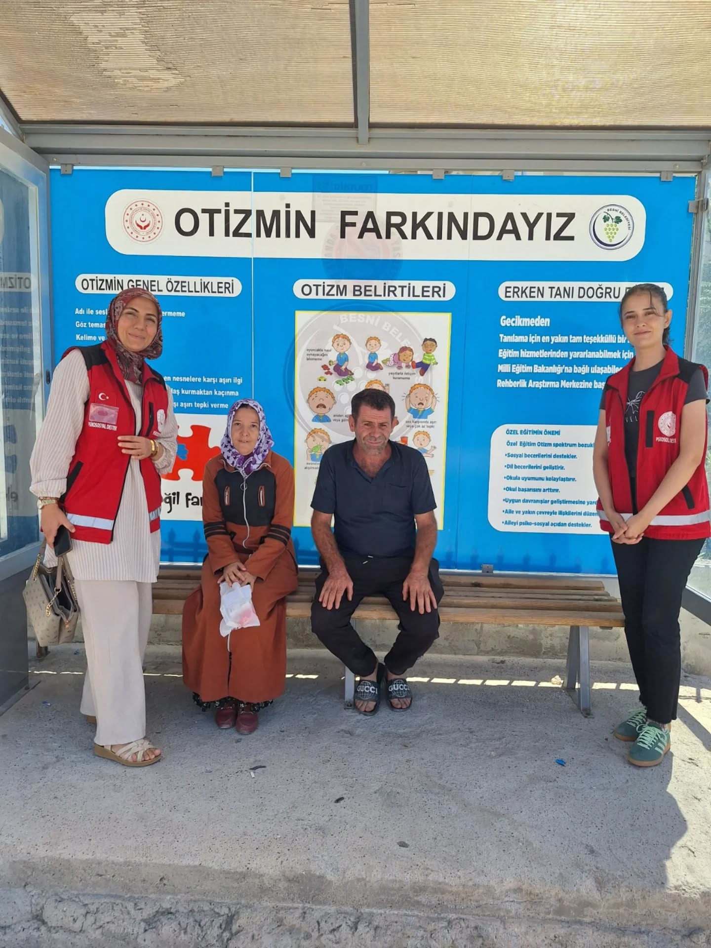 Otizmin Farkındayız, Onların Yanındayız! - fotoğraf 1