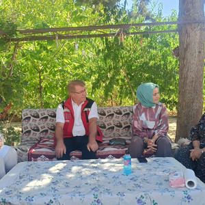 2025 Aile Yılı Etkinlikleri Kapsamında İlimiz Yeşilova İlçesi Sazak Köyünde İkamet Eden Şehidimizin Ailesi Ziyaret Edildi. - fotoğraf 1