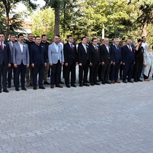 Aziz Şehidimiz Jandarma Uzman Çavuş Yücel Yeşil Son Yolculuğuna Uğurlandı - fotoğraf 5