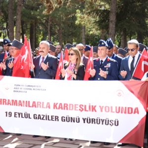 Kahramanlarla Kardeşlik Yolunda - fotoğraf 10