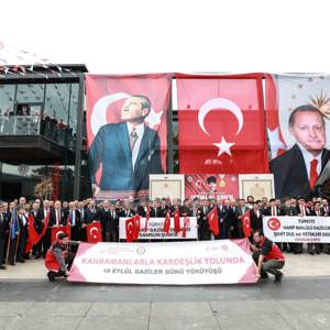 19 Eylül Gaziler Günü Kahramanlarla Kardeşlik Yolunda Yürüyüşü Yoğun Katılımla Gerçekleşti - fotoğraf 33