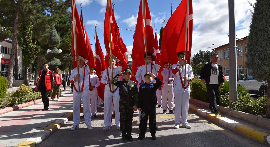 19 Eylül Gaziler Günü Yürüyüşü Gerçekleşti.