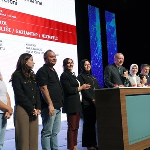 Cumhurbaşkanı Erdoğan ve Aile ve Sosyal Hizmetler Bakanımız Göktaş, Şehit Yakınları, Gazi ve Gazi Yakınlarının Kamu Kurumlarına Yerleştirilmesi Kura Töreni'ne katıldı - fotoğraf 6