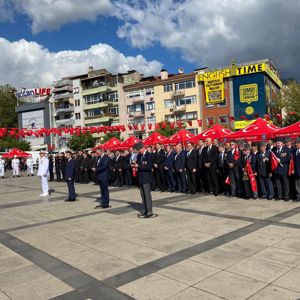 19 Eylül Gaziler Günü Coşkuyla Kutlandı: Kahramanlara Saygı Yürüyüşü ve Tören - fotoğraf 5