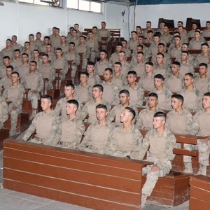 Jandarma Komando Eğitim Merkez Komutanlığı Kursiyer Öğrencilerine Eğtim  - fotoğraf 4