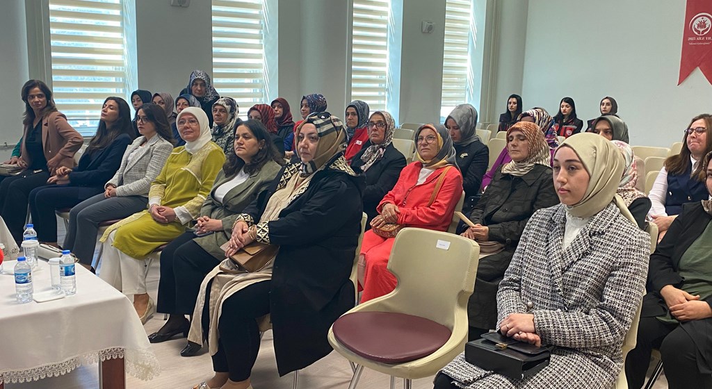 Gönül Elçileri ile Koruyucu Aile Farkındalık Toplantısı