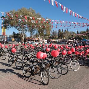 170 Çocuğun Bisiklet Hayali Gerçeğe Dönüştü; Pedallar Mutluluk İçin Döndü - fotoğraf 9