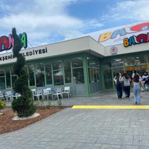 Vezirköprü’de Çocuklar Balonya’da Doya Doya Eğlendi! - fotoğraf 2