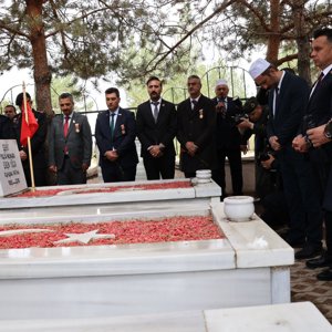 19 Eylül Gaziler Günü Şehitlik Ziyaretleri - fotoğraf 2