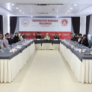 "Üniversiteye Merhaba" programı, Aile ve Sosyal Hizmetler Bakanımız Sayın Mahinur Özdemir Göktaş Hanımefendinin katılımlarıyla gerçekleştirildi. - fotoğraf 3