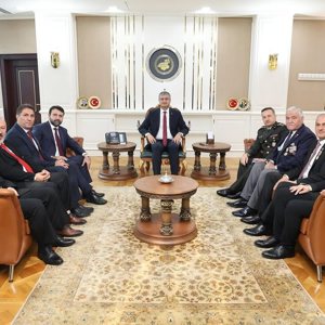 Türkiye Muharip Gaziler Derneği Valimiz Sayın Mustafa Yavuz'u makamında ziyaret etti - fotoğraf 1