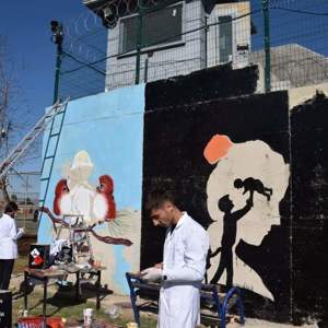 Çocuk Evleri Sitemizde Tam Bir Açık Hava Sanat Şöleni Oluşturduk - fotoğraf 16