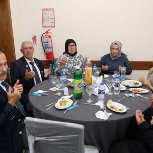 19 Eylül Gaziler Günü münasebetiyle  Karabük Polisevi'nde Gazilerimiz onuruna yemek programı düzenlendi - fotoğraf 9