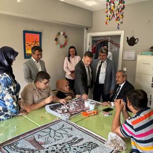 Karabük Gündüzlü Bakım ve Rehabilitasyon Merkezimizi ziyaret ettik - fotoğraf 2