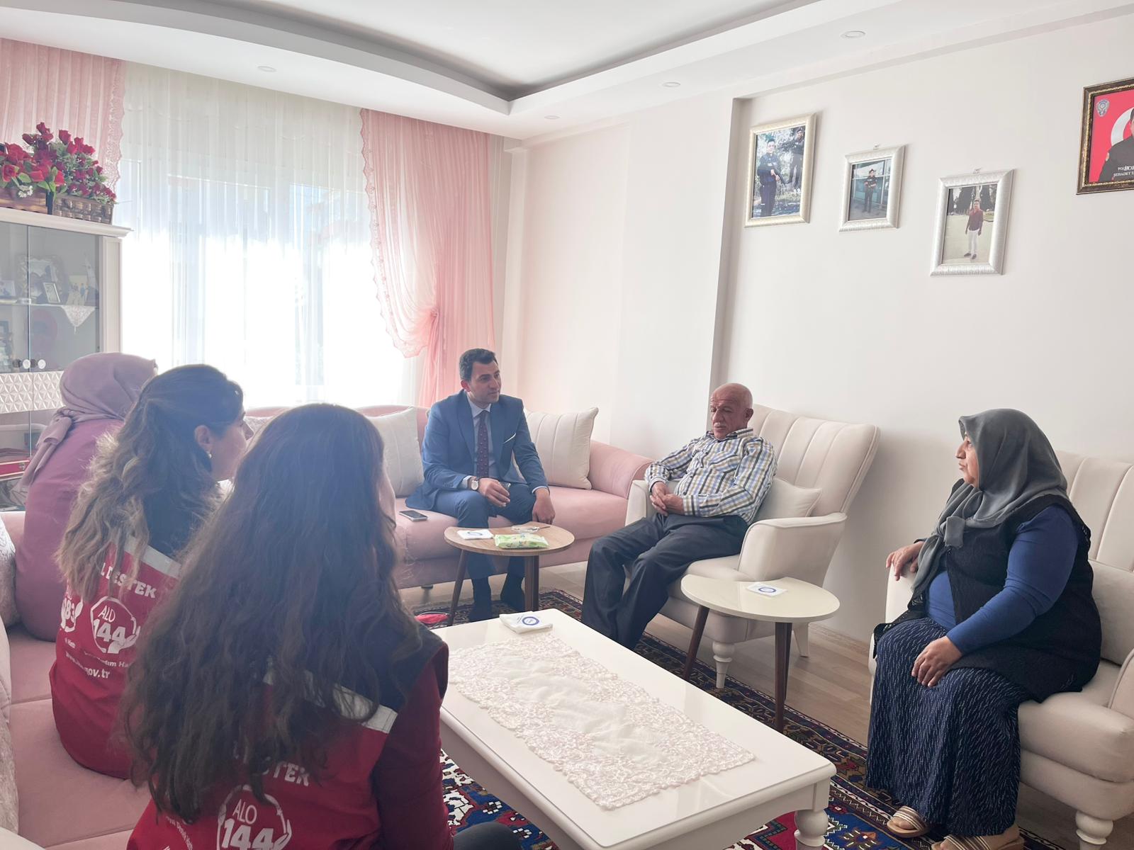 Şehit Ailelerine Anlamlı Ziyaret