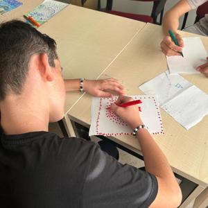 Müdürlüğümüze bağlı Sakarya Çocuk Evleri Sitesi’nde kalan çocuklarımızla, renkli ve eğlenceli bir etkinlik gerçekleştirildi.  - fotoğraf 2