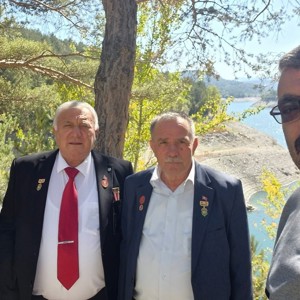 Yaş Almış Büyüklerimiz, Karaçomak Barajı Mesire Alanında Biraraya Gelerek Keyifli Vakit Geçirdiler  - fotoğraf 3