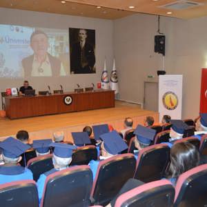 3. Yaş Üniversitesi Mezuniyet Töreni Gerçekleştirildi - fotoğraf 3