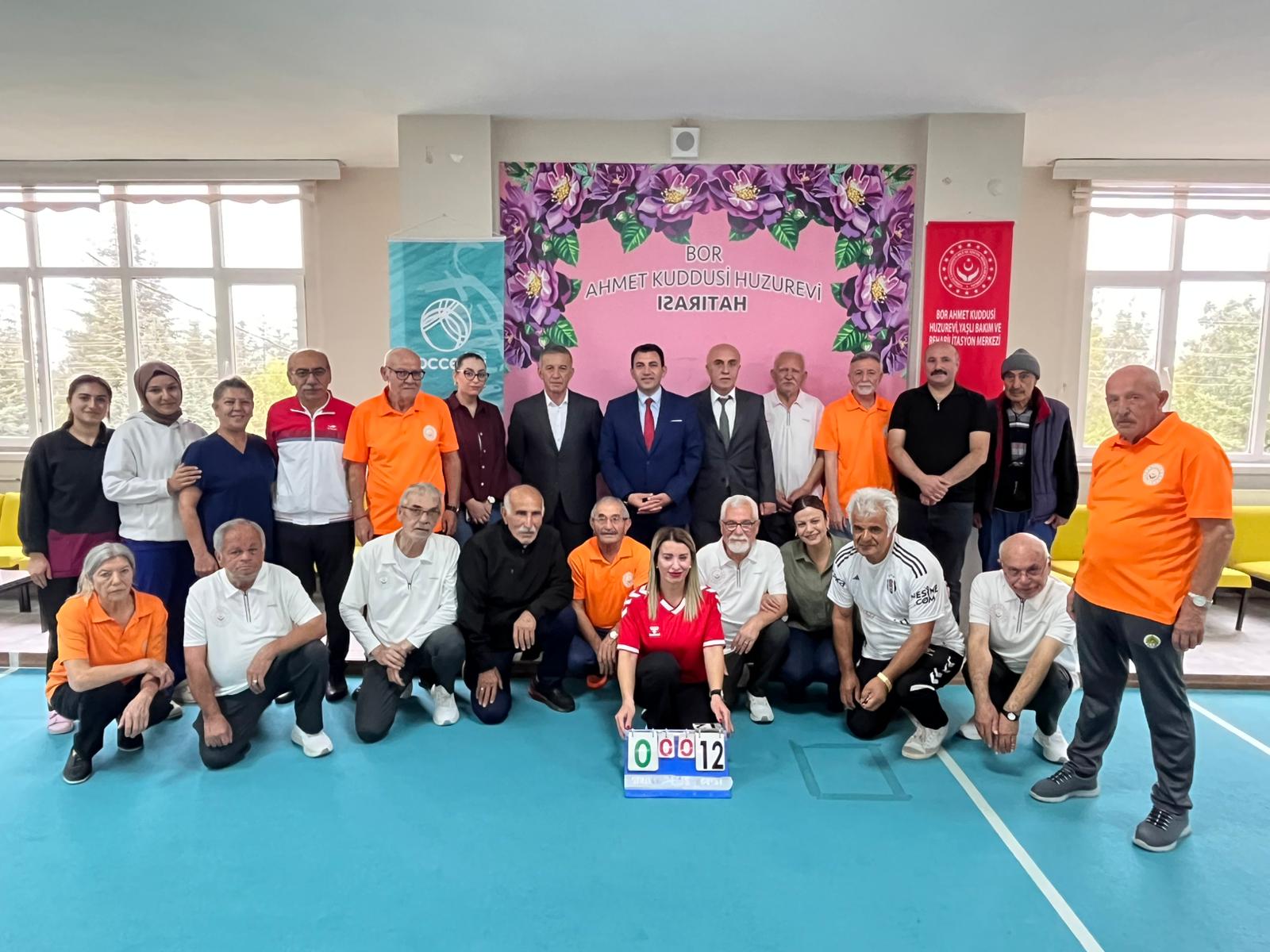 Bor Ahmet Kuddusi Huzurevi Bocce Liginin Galibi Oldu