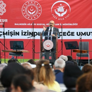 "Büyük Aile Şenliği Etkinliğimizin Açılışı Gerçekleştirildi." - fotoğraf 1