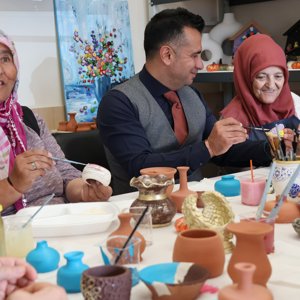 “Bir Saksı Umut” Projesi Kapsamında Dünya Yaşlılar Günü Etkinliği - fotoğraf 1