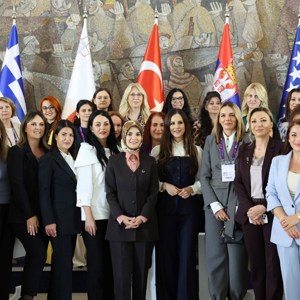 Bakanımız Göktaş, Sırbistan'da Kadın Konferansı kapsamında düzenlenen panelde konuştu - fotoğraf 5