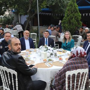 Hendek Melek Nişancı Huzurevinde 1 Ekim Dünya Yaşlılar Günü Kutlandı - fotoğraf 8