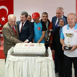 Samsun’da 1 Ekim Dünya Yaşlılar Günü Coşkusu   - fotoğraf 17