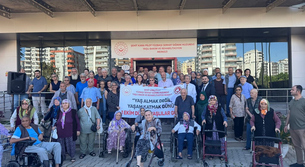 “YAŞ ALMAK DEĞİL, YAŞAM KATMAK GÜNÜ” 1 EKİM DÜNYA YAŞLILAR GÜNÜ COŞKUYLA KUTLANDI