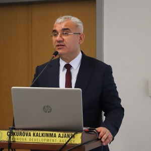 ADANA'DA 2025 AİLE YILI KAPSAMINDA"GÖNÜL ELÇİLERİ İLE KORUYUCU AİLE FARKINDALIK TOPLANTISI" YAPILDI - fotoğraf 3
