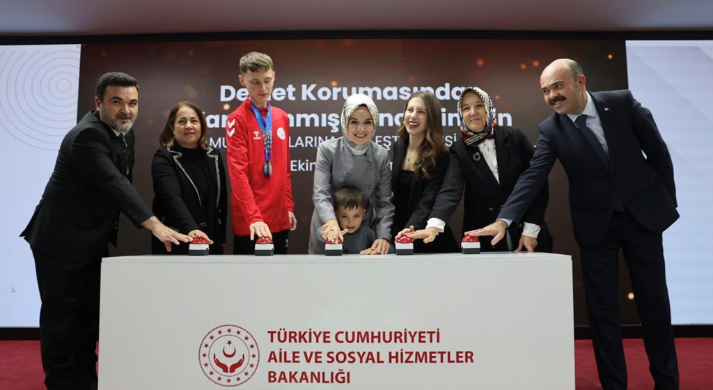 Bakanımız Göktaş, devlet korumasındaki gençlerin kamu kurumlarına yerleştirilmesi töreninde konuştu