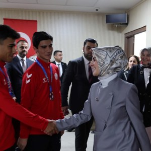 Bakanımız Göktaş, devlet korumasındaki gençlerin kamu kurumlarına yerleştirilmesi töreninde konuştu - fotoğraf 7