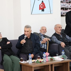 1 Ekim Dünya Yaşlılar Günü vesilesiyle Valimiz Sayın Mustafa Yavuz Karabük Yücel Huzurevi'ni ziyaret etti - fotoğraf 5