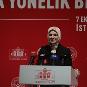 Bakanımız Göktaş, "2025 Aile Yılı Muhtarlara Yönelik Bilgilendirme Toplantısı"nda konuştu - fotoğraf 4