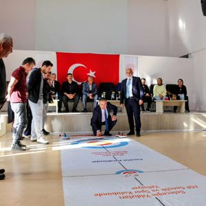 Ahlat Engelsiz Yaşam Merkezimizde, kuruluşlar arası Floor Curling Turnuvası - fotoğraf 5