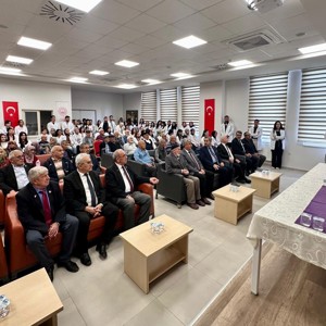 ‘1 Ekim Dünya Yaşlılar Günü’ münasebetiyle ‘Dünya ve Türkiye Yaşlı Projeksiyonu’ Paneli Düzenlendi - fotoğraf 2