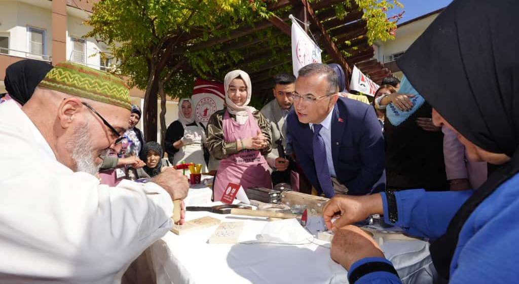 1 Ekim Dünya Yaşlılar Günü Gaziantep’te Coşkuyla Kutlandı