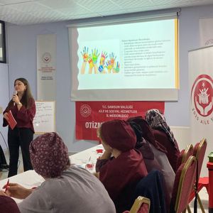 Samsun’da Otizm Farkındalığına Yönelik Eğitim ve Atölye Çalışması Gerçekleştirildi - fotoğraf 7