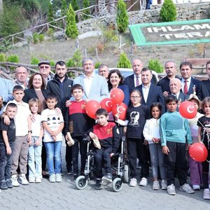 Kahramanlara Minnet, Emanetlere Şefkat - fotoğraf 1