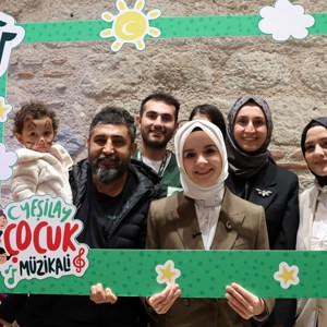 Aile ve Sosyal Hizmetler Bakanımız Göktaş, Yeşilayın çocuk müzikaline katıldı - fotoğraf 3