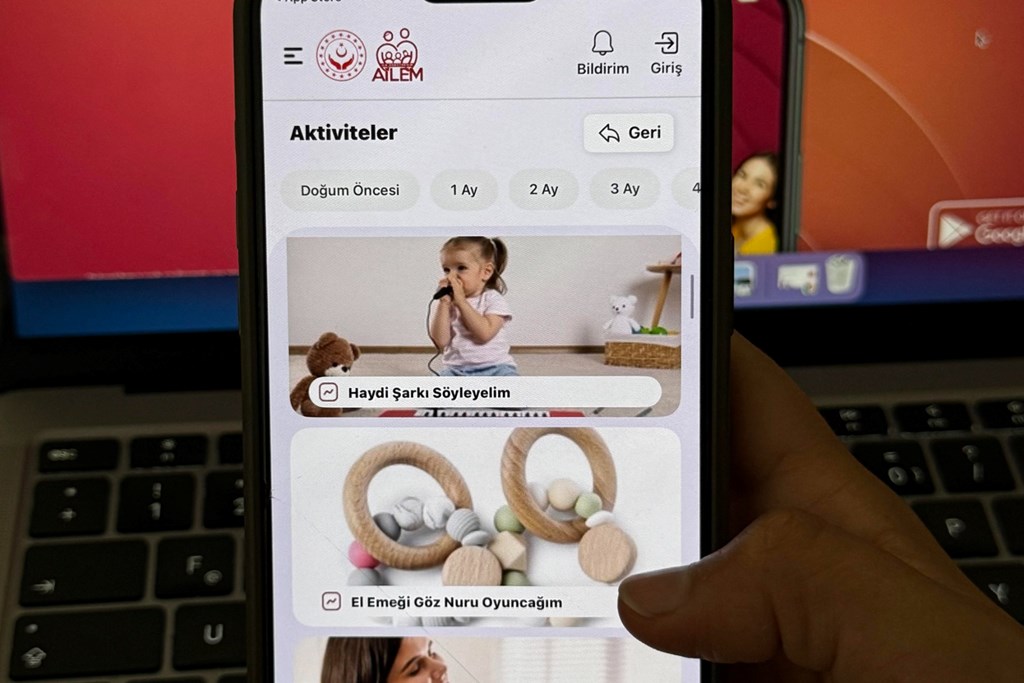 “İlk Öğretmenim Ailem” mobil uygulaması yeni içeriklerle zenginleştiriliyor