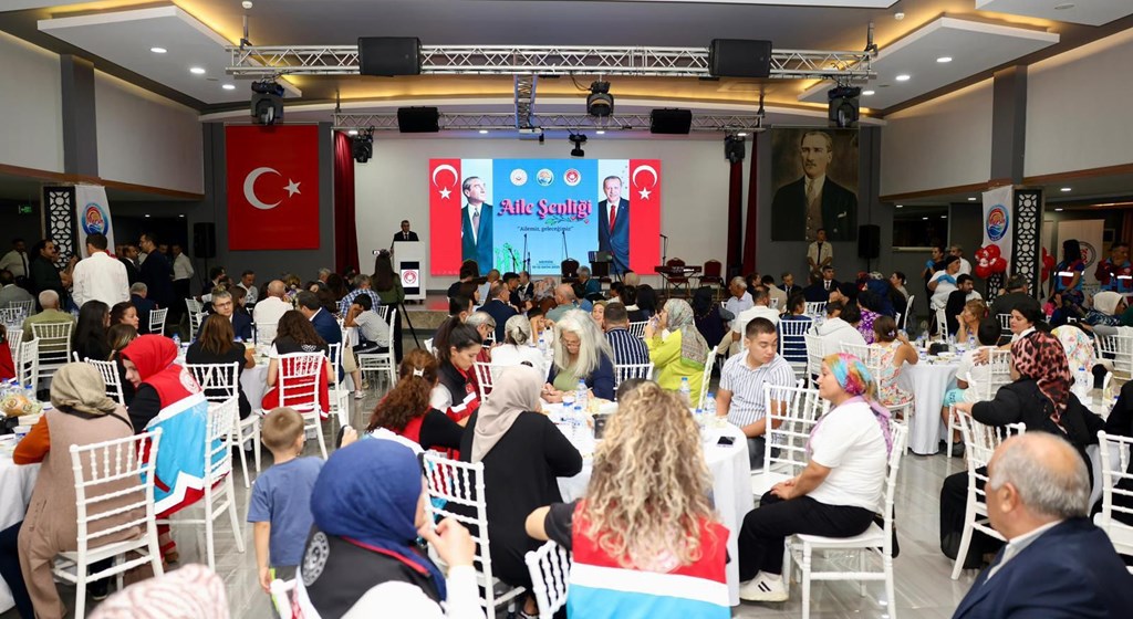 Mersin'de "Aile Şenliği" düzenlendi.