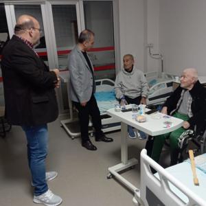 Hilmi Hafize Evin Huzurevi’ne gece ziyareti  - fotoğraf 1